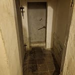 bunkkerin ovi Tiranassa